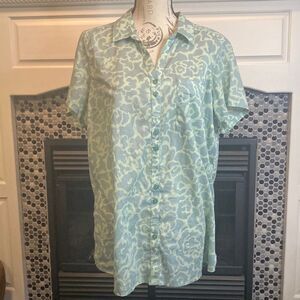 Columbia Sportwear Company button down shades of green shirt, size XL, fair